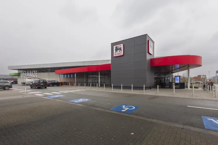 Delhaize Reet langs de A12